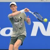 Jannik Sinner, ici à l'entraînement à Turin, est le favori no 1 du tournoi de fin de saison. KEYSTONE/EPA/ALESSANDRO DI MARCO